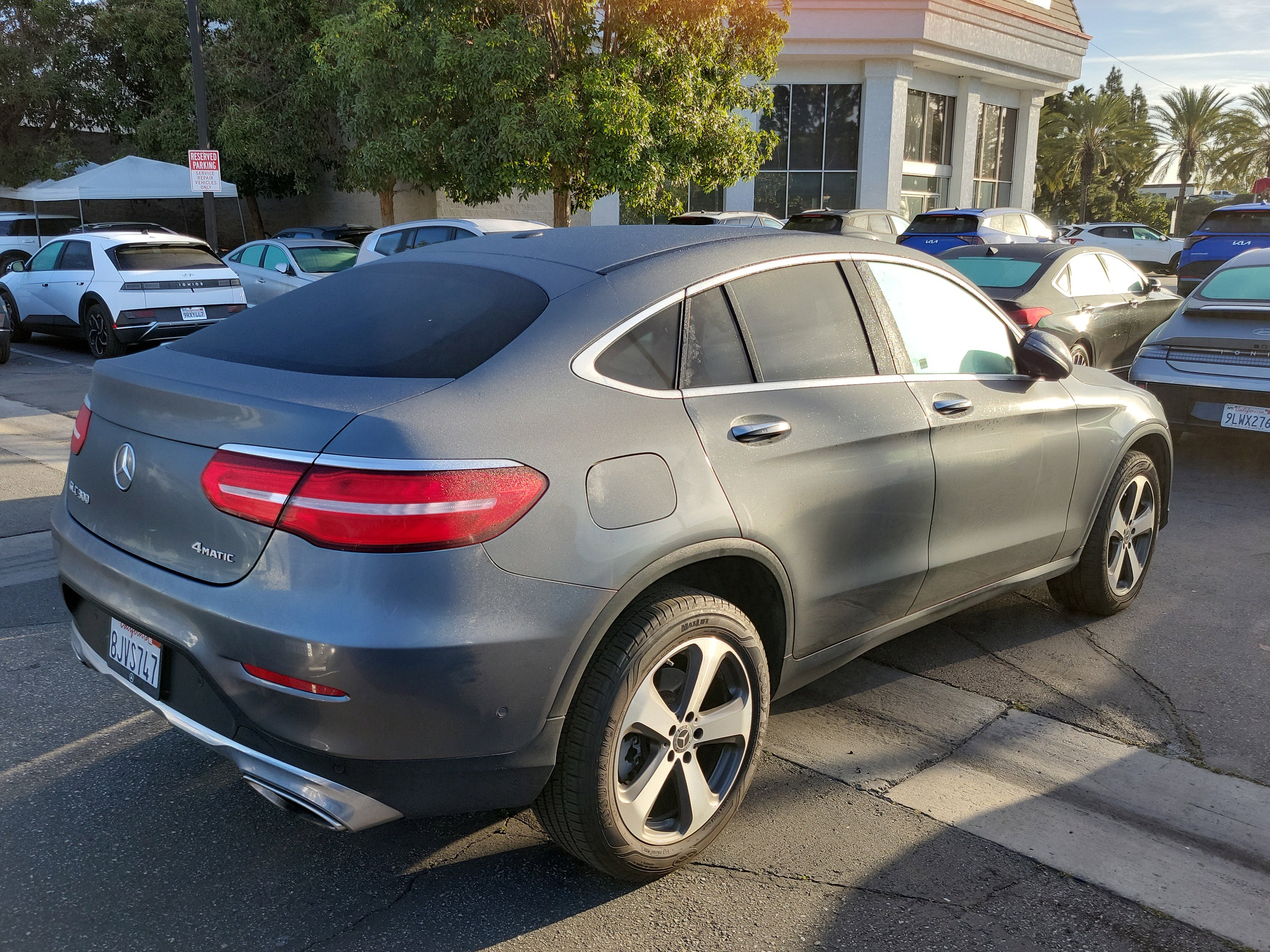 Used 2019 Mercedes-Benz GLC 300 4MATIC Coupe image 4