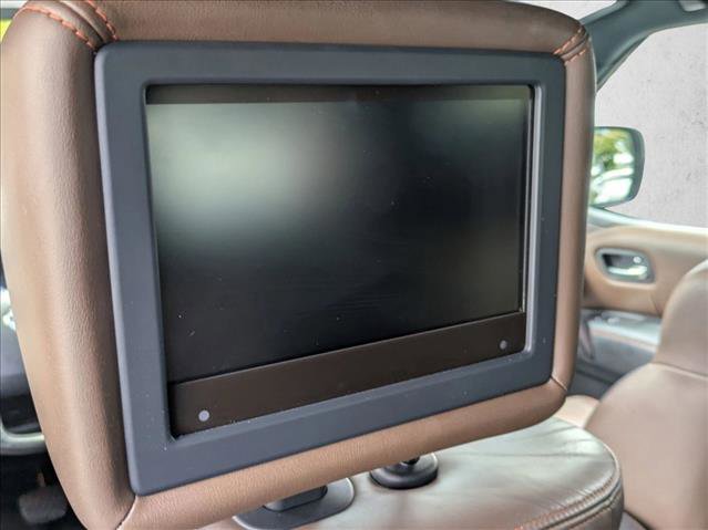 Used 2019 Nissan Armada Platinum w/ Captain's Chairs Package image 18