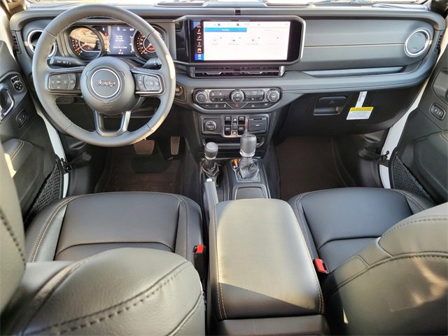 New 2025 Jeep Gladiator High Tide image 12