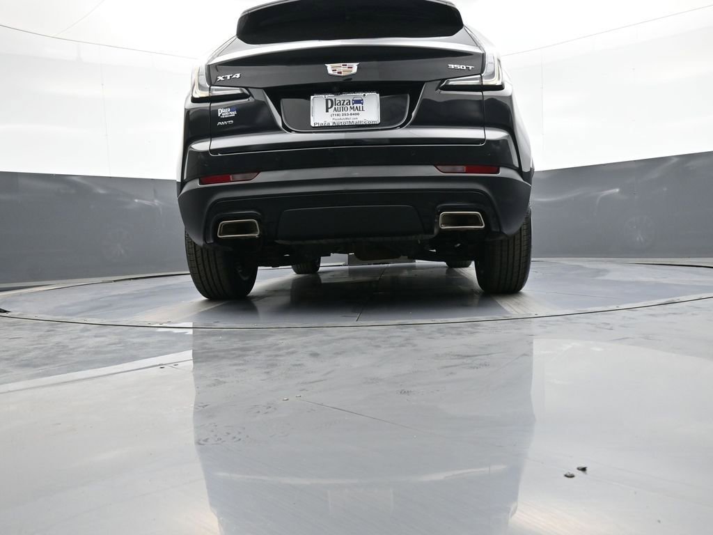 Used 2023 Cadillac XT4 Sport w/ Technology Package image 32