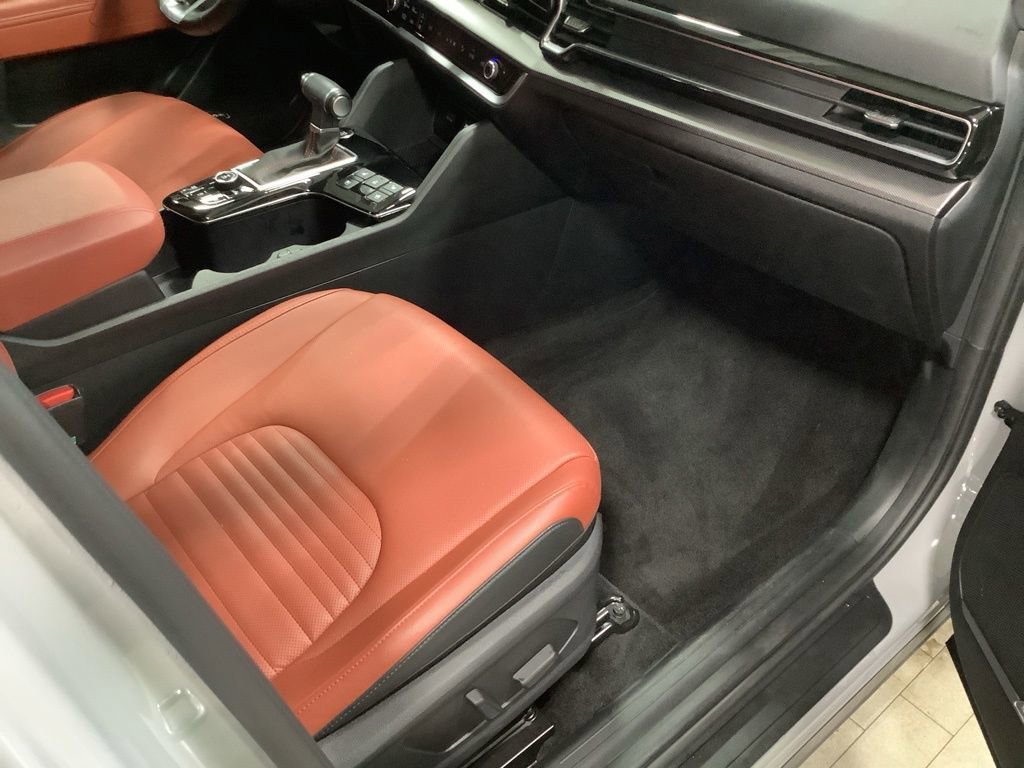 Certified 2024 Kia Sportage SX image 24