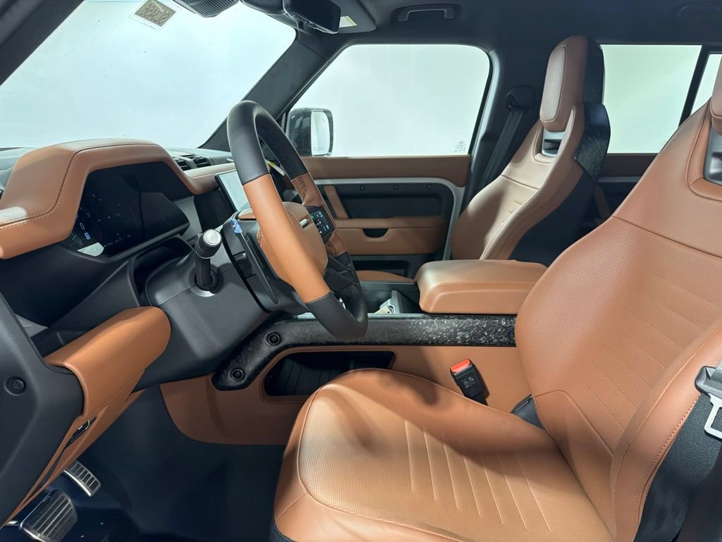 New 2026 Land Rover Defender 110 OCTA AWD/4WD image 11