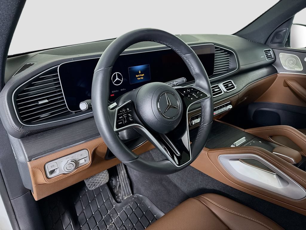 Used 2024 Mercedes-Benz GLE 350 4MATIC image 9