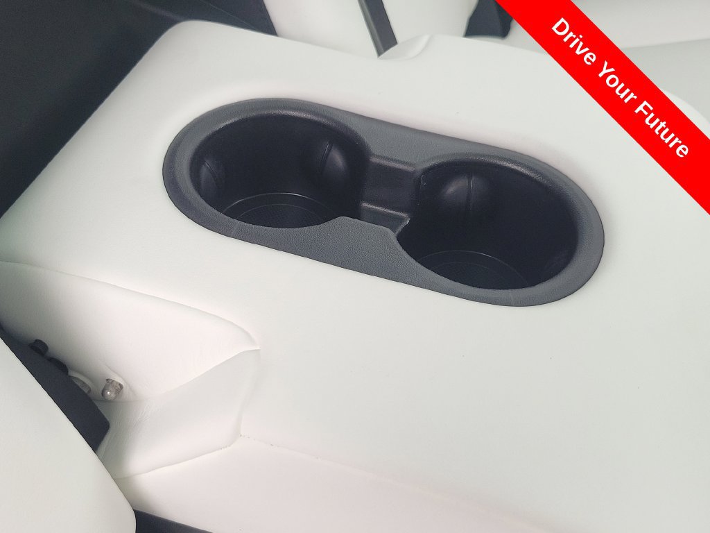 Used 2022 Tesla Model Y Long Range AWD/4WD image 18