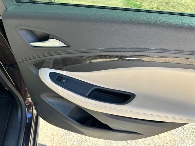 Used 2020 Buick Envision Essence w/ Experience Buick Package AWD/4WD image 20