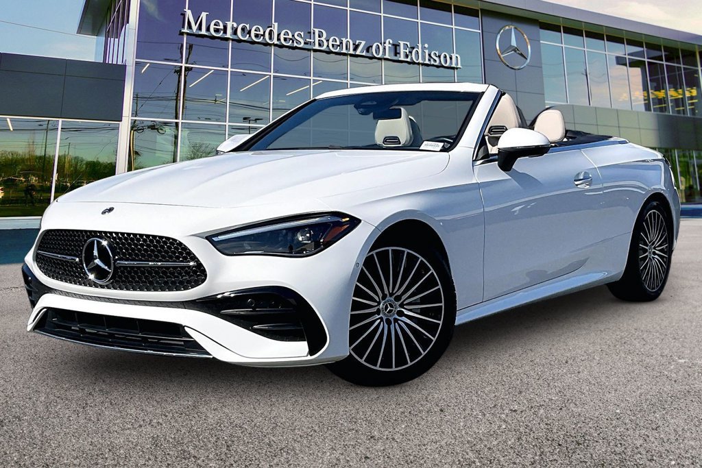Certified 2024 Mercedes-Benz CLE 300 4MATIC Cabriolet image 9