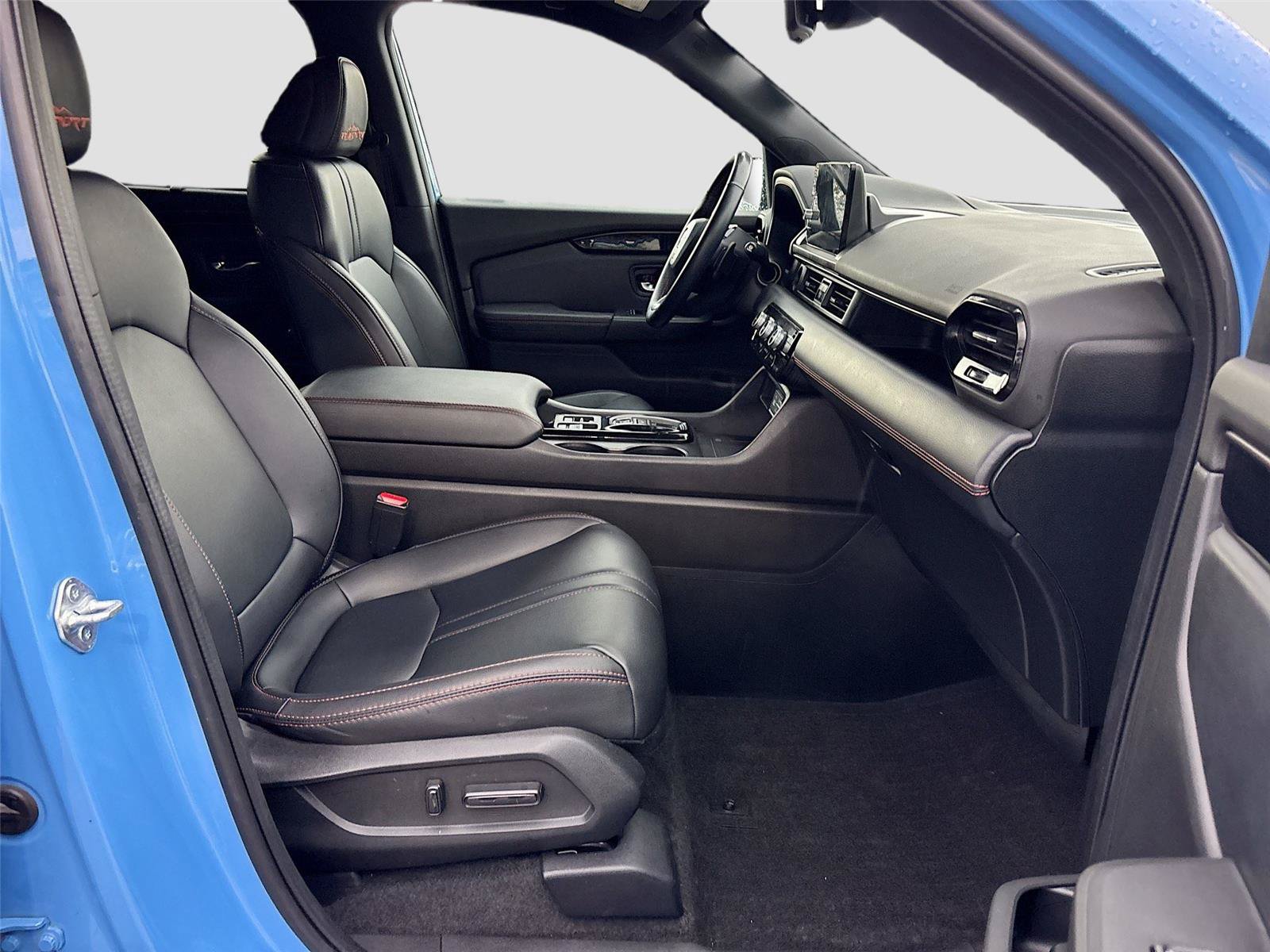 Certified 2023 Honda Pilot TrailSport image 33