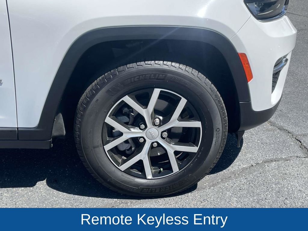 Certified 2025 Jeep Grand Cherokee Limited image 11