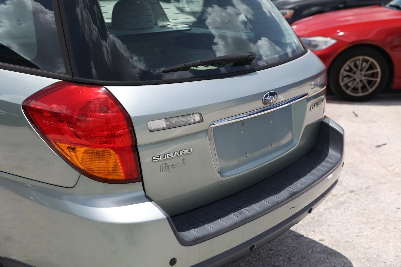 Used 2006 Subaru Outback 2.5i Special Edition AWD/4WD image 3