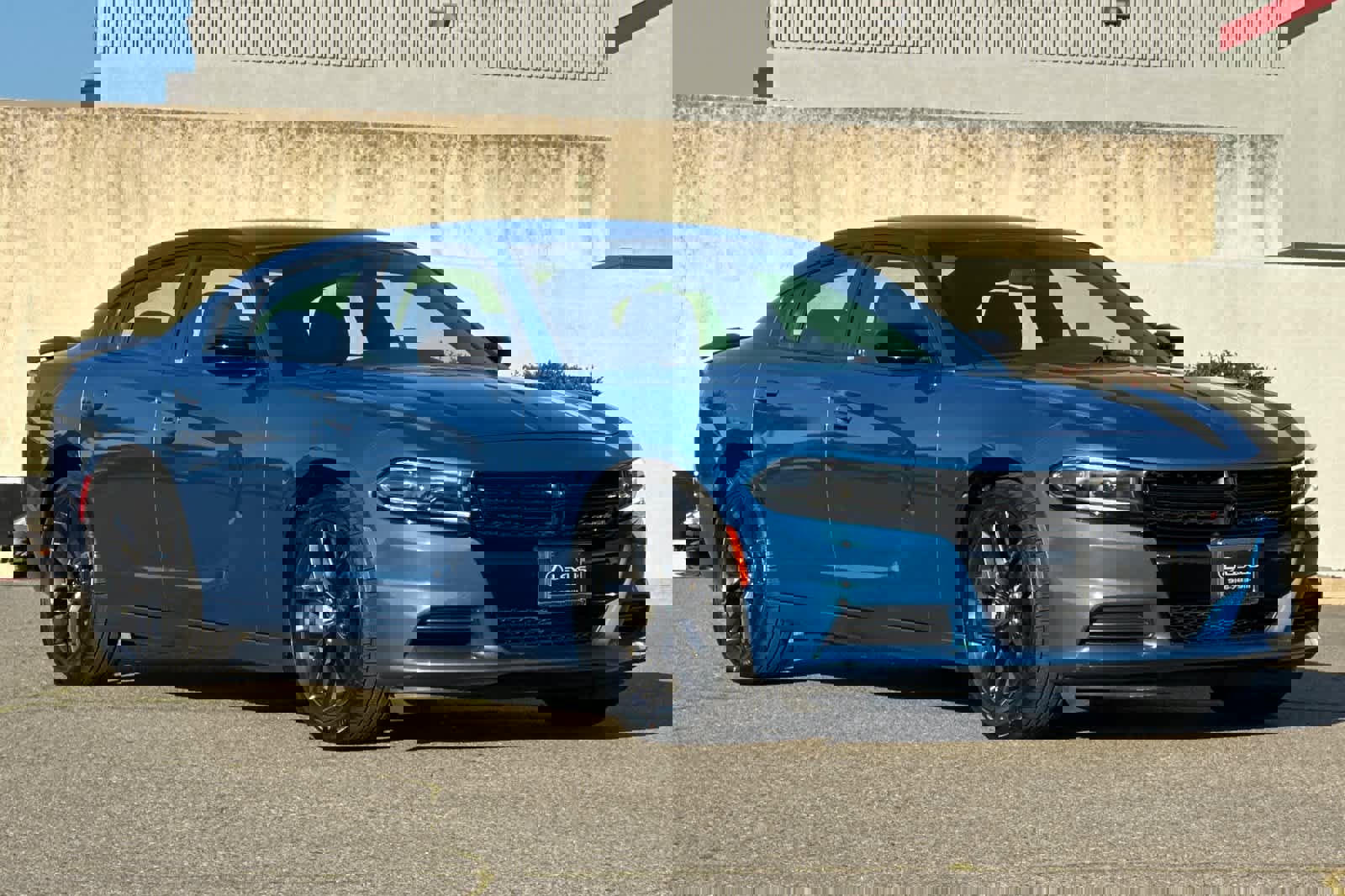 Used 2022 Dodge Charger SXT w/ Blacktop Package image 5