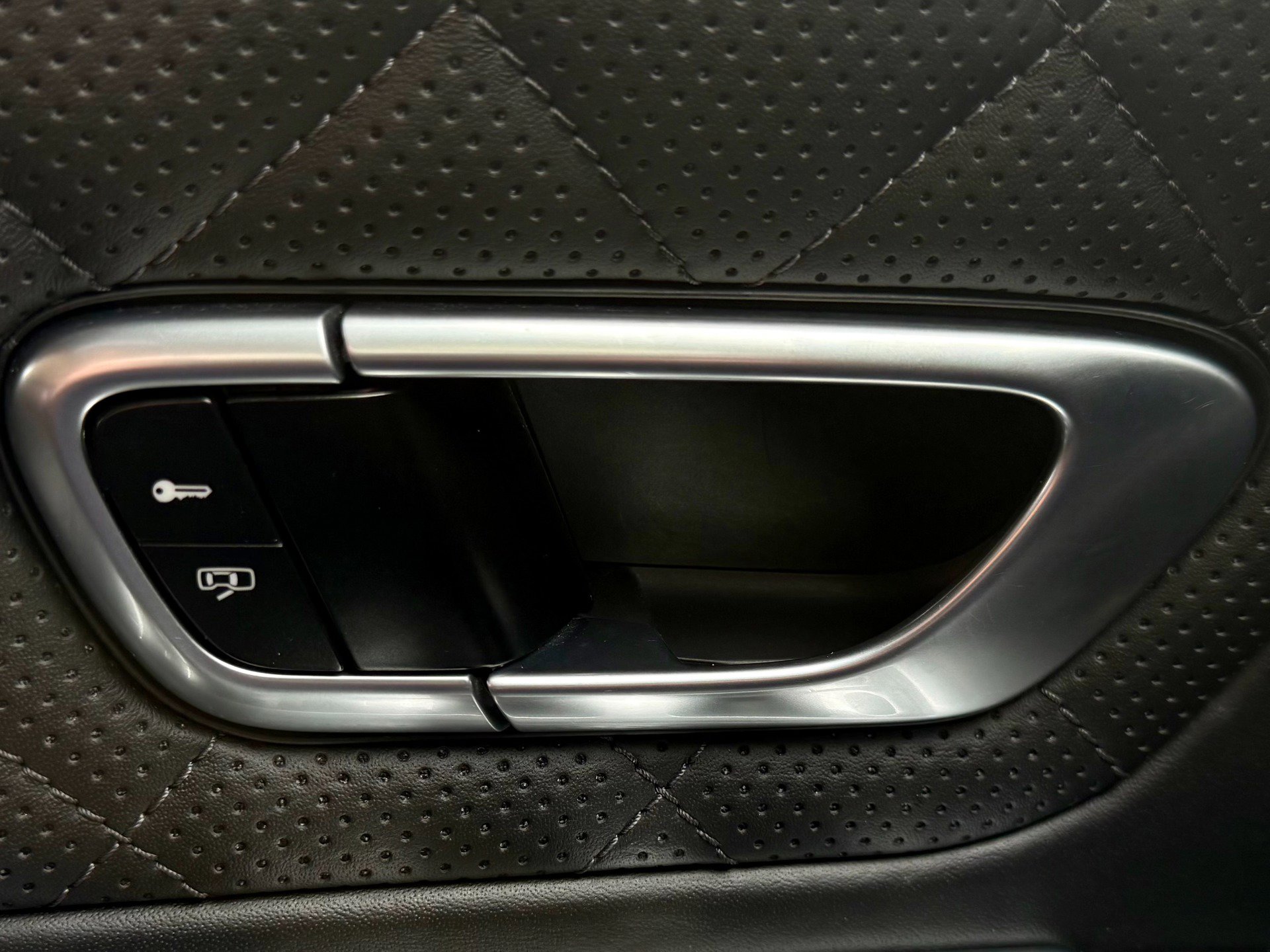 Used 2017 Bentley Continental GT image 42