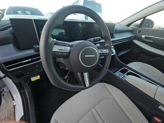 Used 2025 Hyundai Sonata SEL image 4
