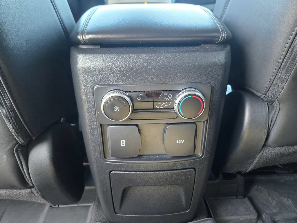Used 2023 Ford Explorer XLT w/ Equipment Group 202A AWD/4WD image 14