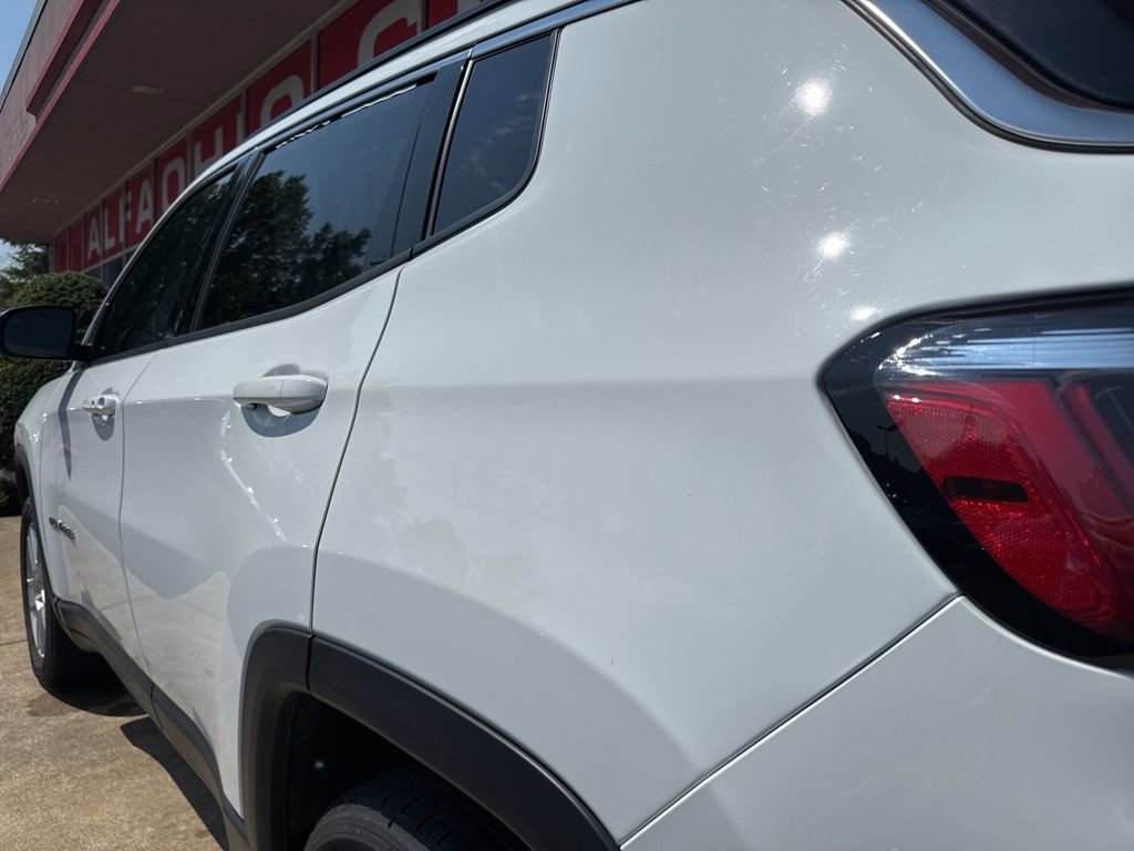 Used 2022 Jeep Compass Latitude image 15