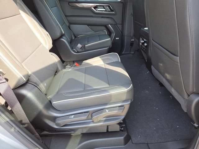 New 2026 GMC Yukon Elevation w/ Elevation Premium Package AWD/4WD image 25