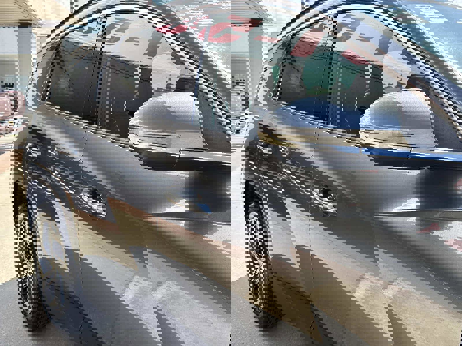 Used 2023 Hyundai Tucson Limited image 15