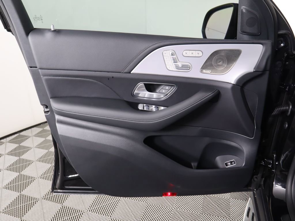 New 2026 Mercedes-Benz GLE 53 AMG 4MATIC Coupe image 26