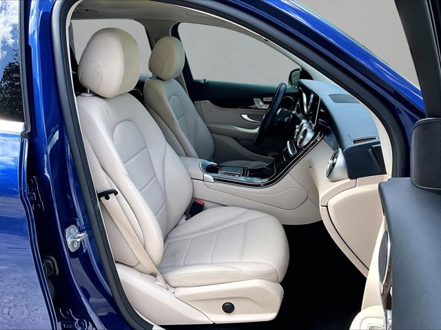 Certified 2021 Mercedes-Benz GLC 300 image 9