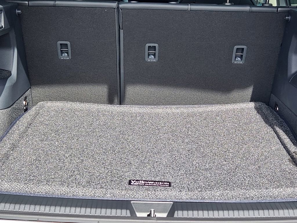 New 2026 Volkswagen Tiguan SE image 21