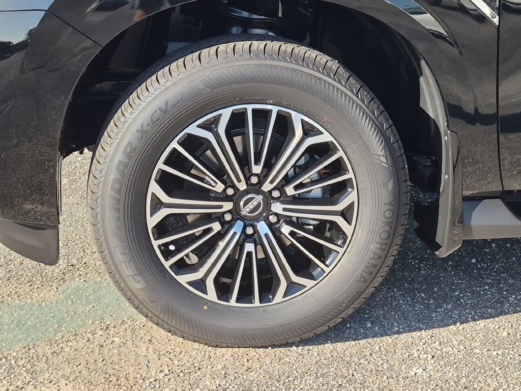 New 2027 Nissan Armada SL RWD image 12