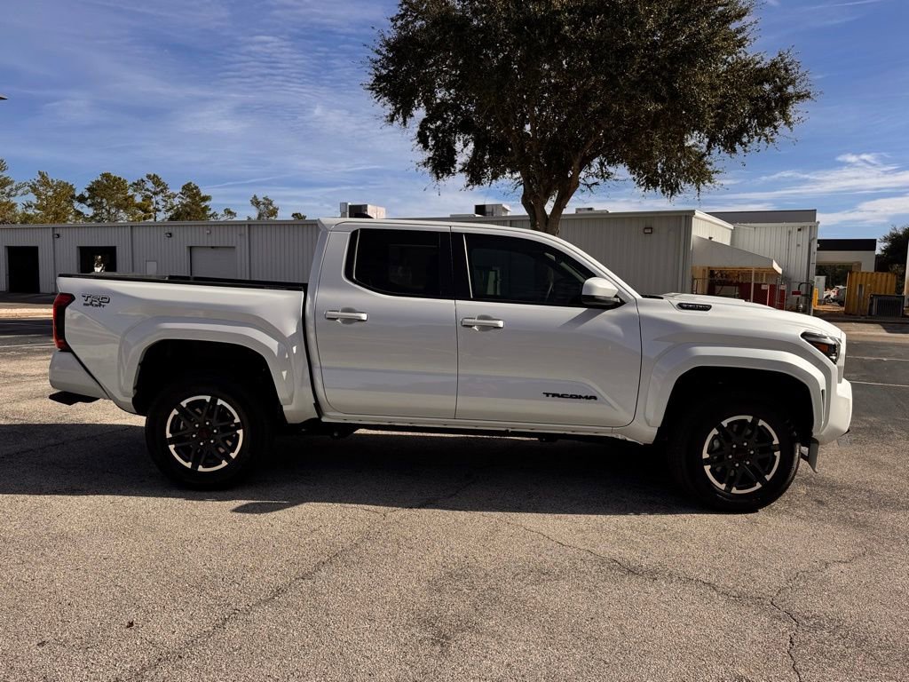 Used 2024 Toyota Tacoma TRD Sport image 10