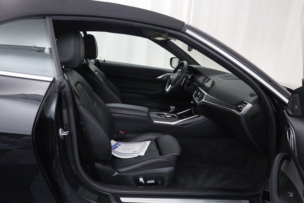 Certified 2022 BMW 430i xDrive Convertible w/ Premium Package image 17