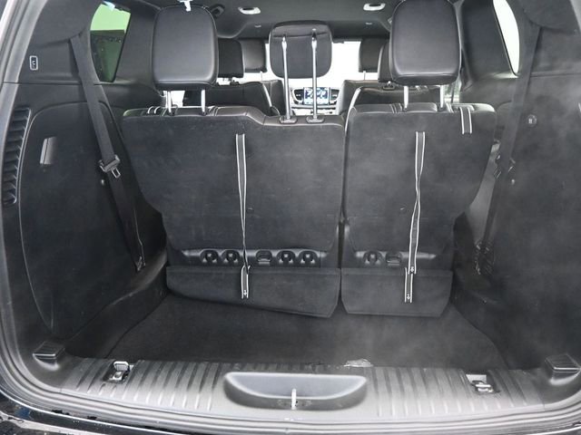 Used 2025 Chrysler Pacifica Select image 8