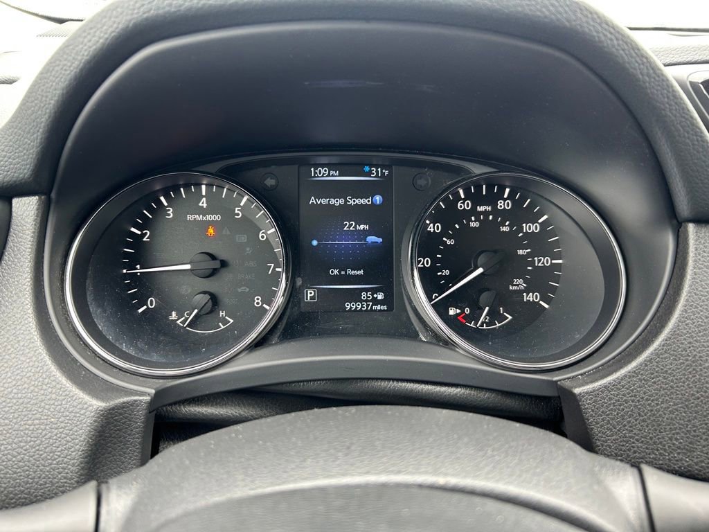 Used 2017 Nissan Rogue S image 11