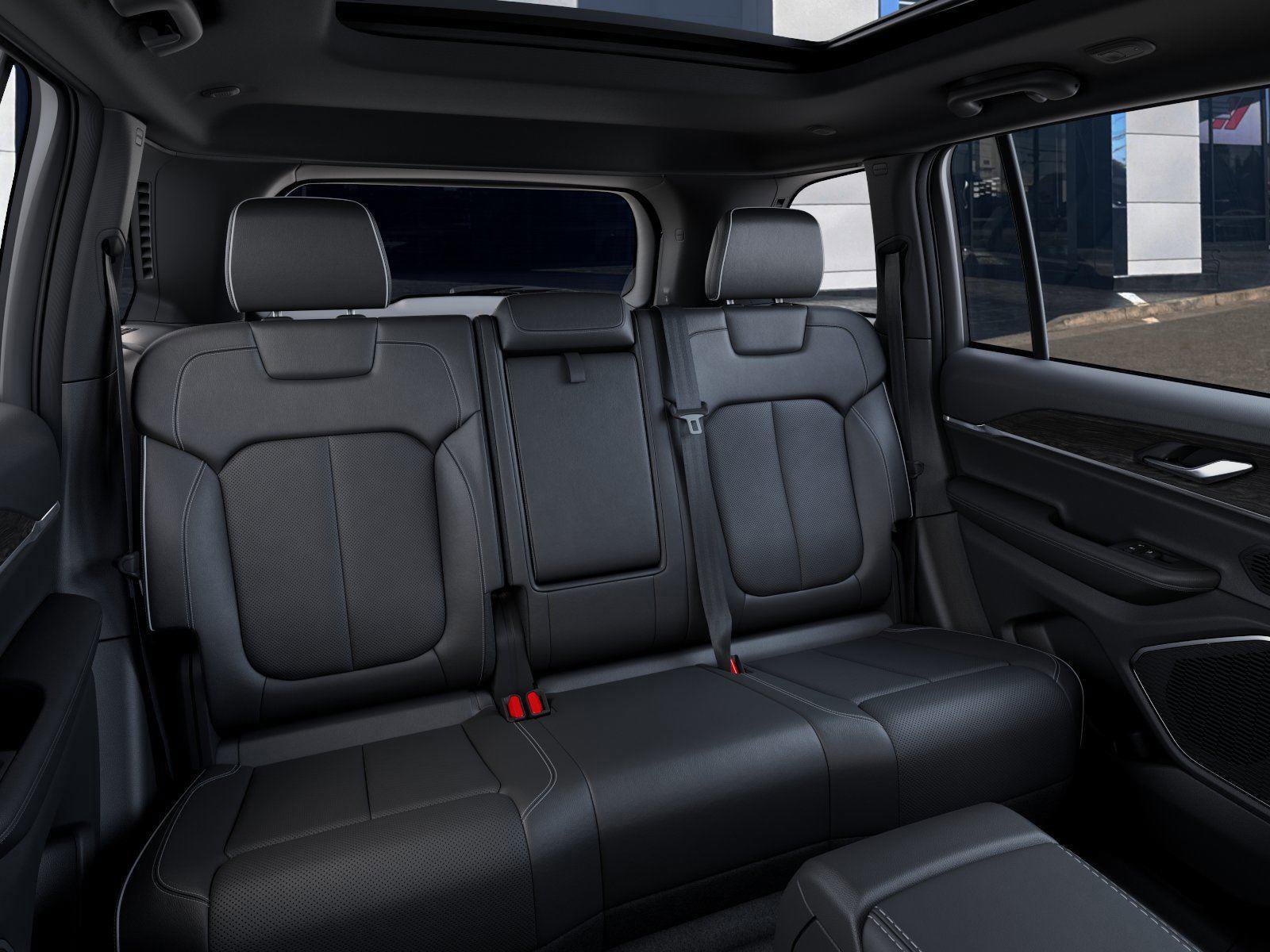 New 2026 Jeep Grand Cherokee Limited AWD/4WD image 16