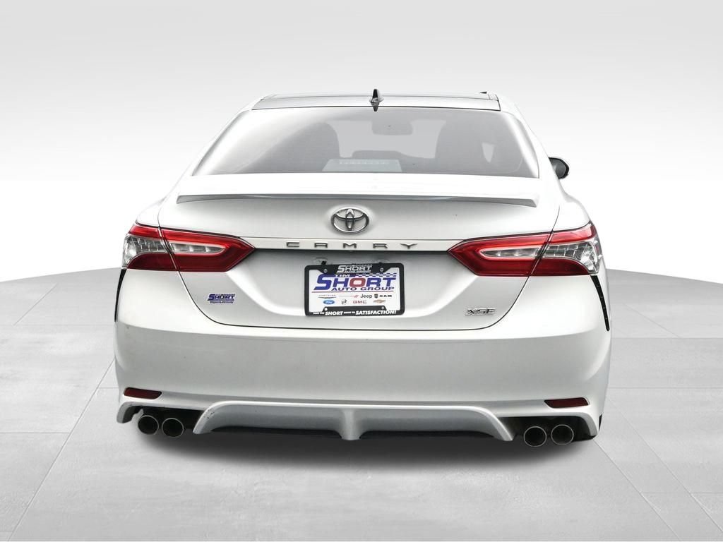 Used 2019 Toyota Camry XSE w/ Navigation Package FWD image 4