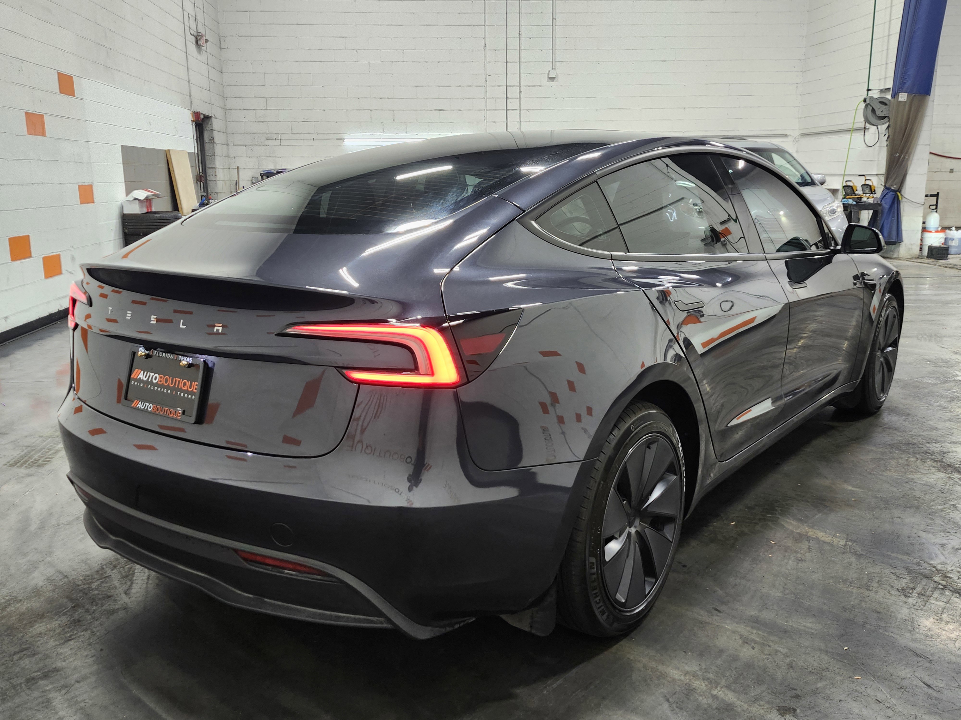 Used 2025 Tesla Model 3 Long Range image 10