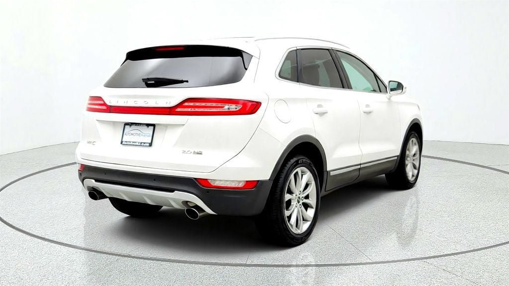 Used 2016 Lincoln MKC Select w/ Select Plus Package AWD/4WD image 5