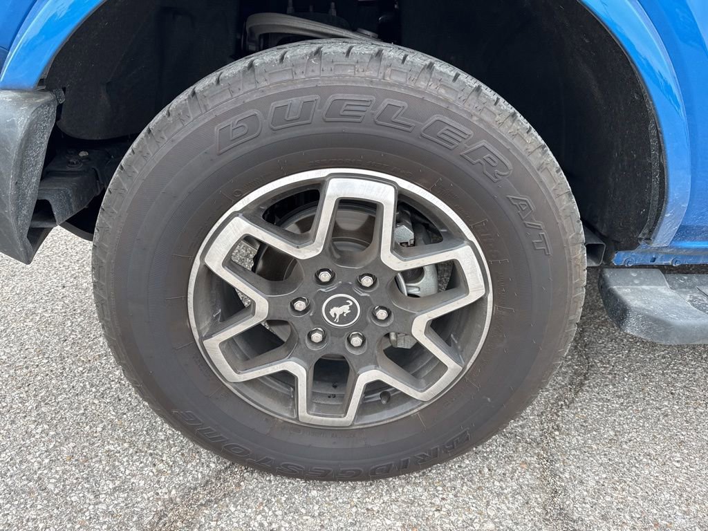 Used 2024 Ford Bronco Outer Banks AWD/4WD image 5