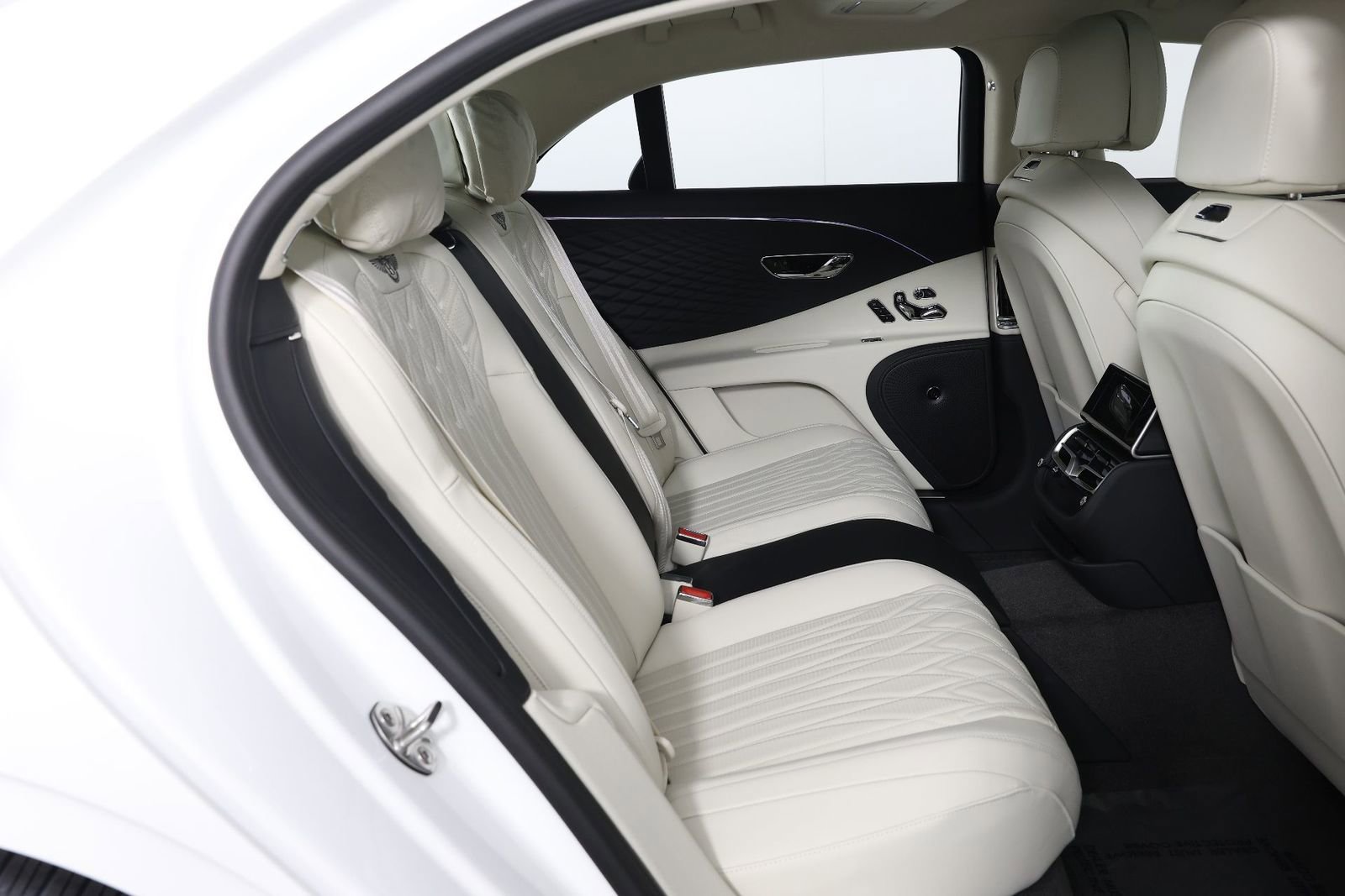 New 2026 Bentley Flying Spur image 33