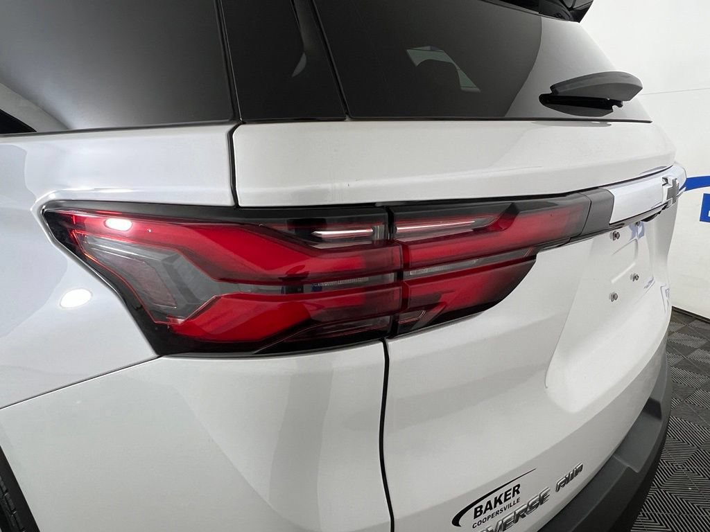 Certified 2023 Chevrolet Traverse LT w/ LT Premium Package AWD/4WD image 40