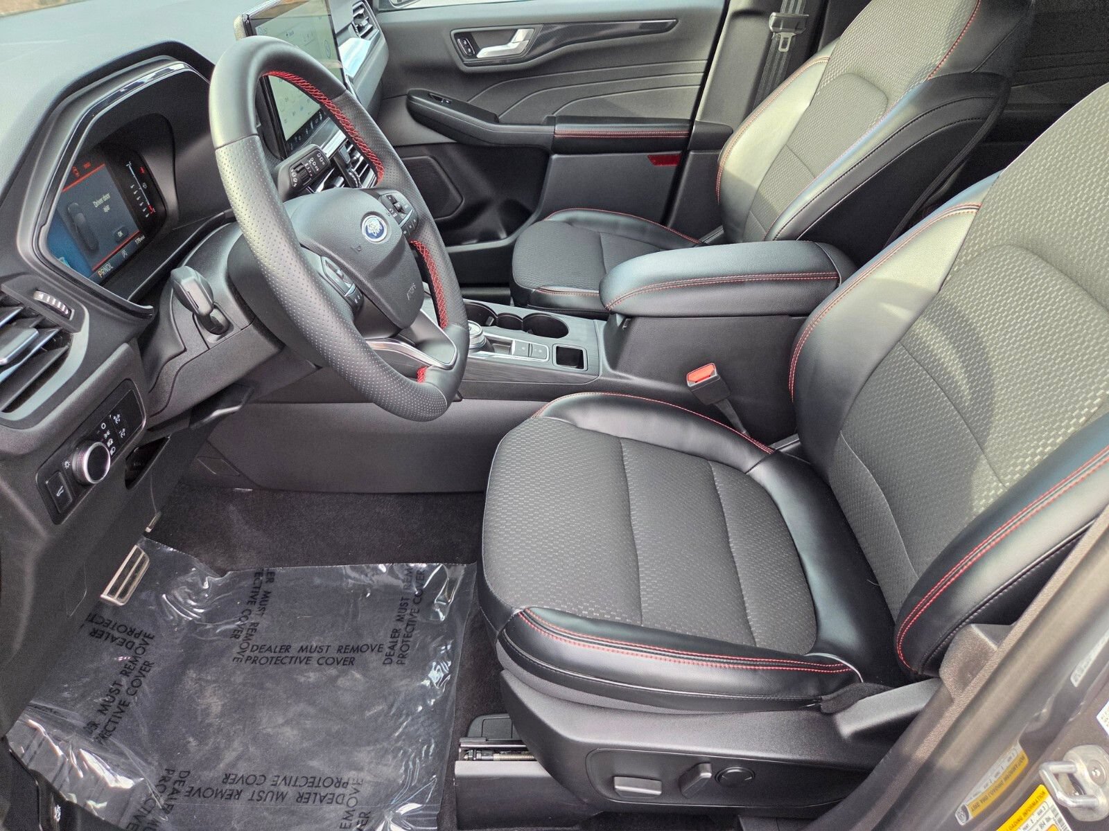 Certified 2023 Ford Escape ST-Line w/ Tech Pack #1 AWD/4WD image 10