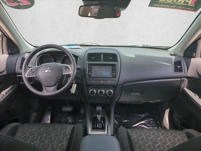 Used 2023 Mitsubishi Outlander Sport ES image 16