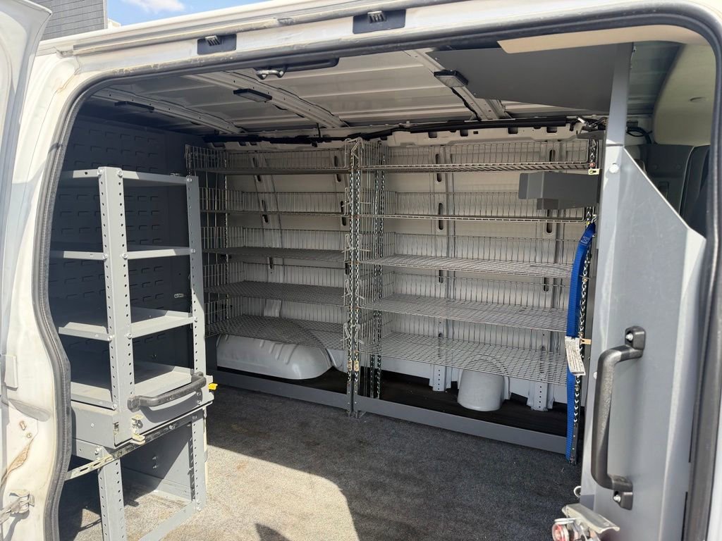 Used 2020 Chevrolet Express 2500 RWD image 15