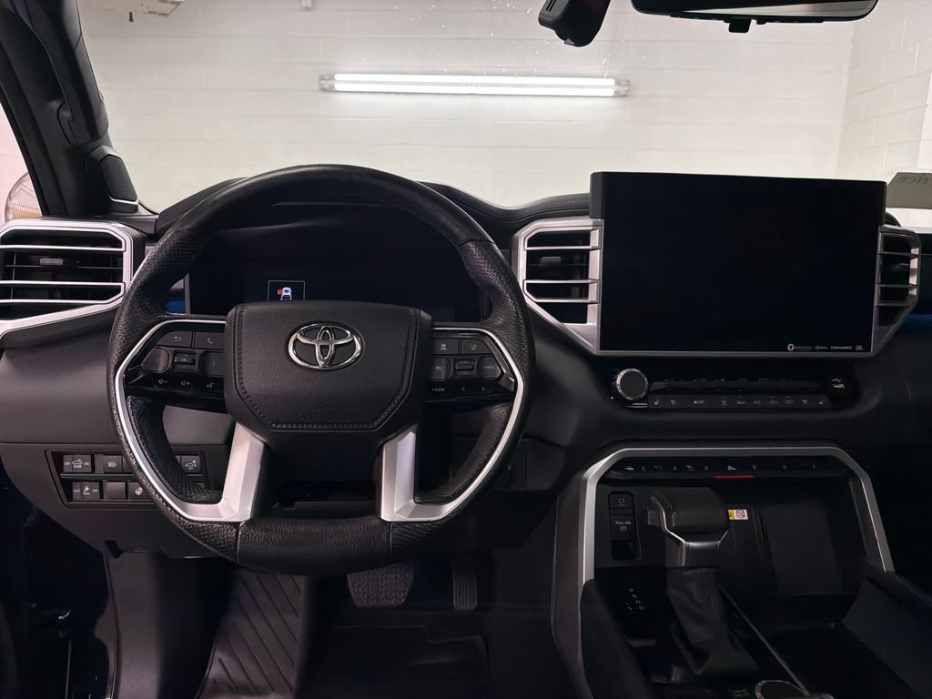 Used 2023 Toyota Tundra Platinum AWD/4WD image 9