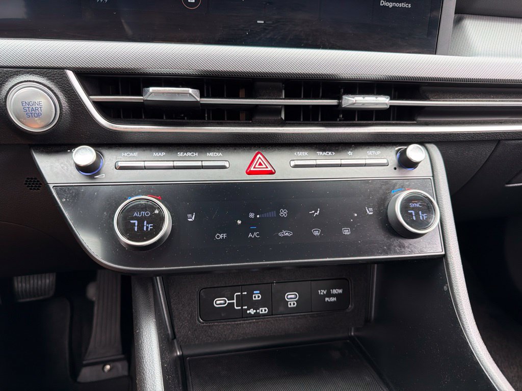 Certified 2025 Hyundai Sonata SEL FWD image 17