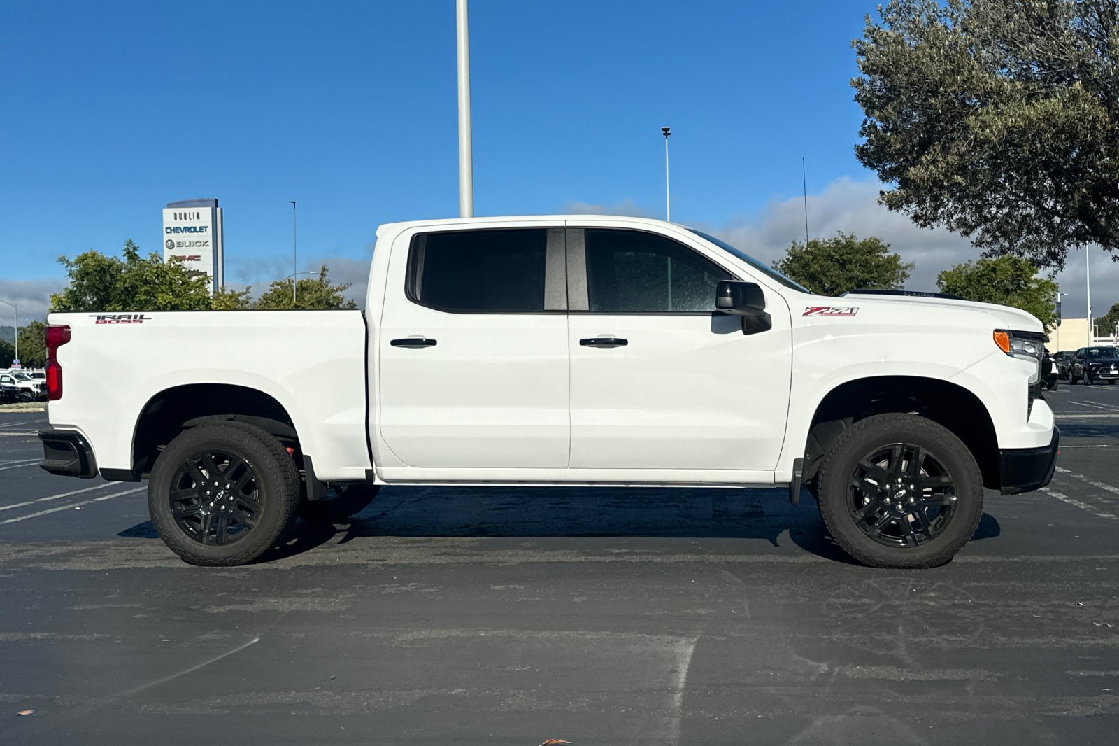 Used 2026 Chevrolet Silverado 1500 LT Trail Boss w/ Protection Package AWD/4WD image 3