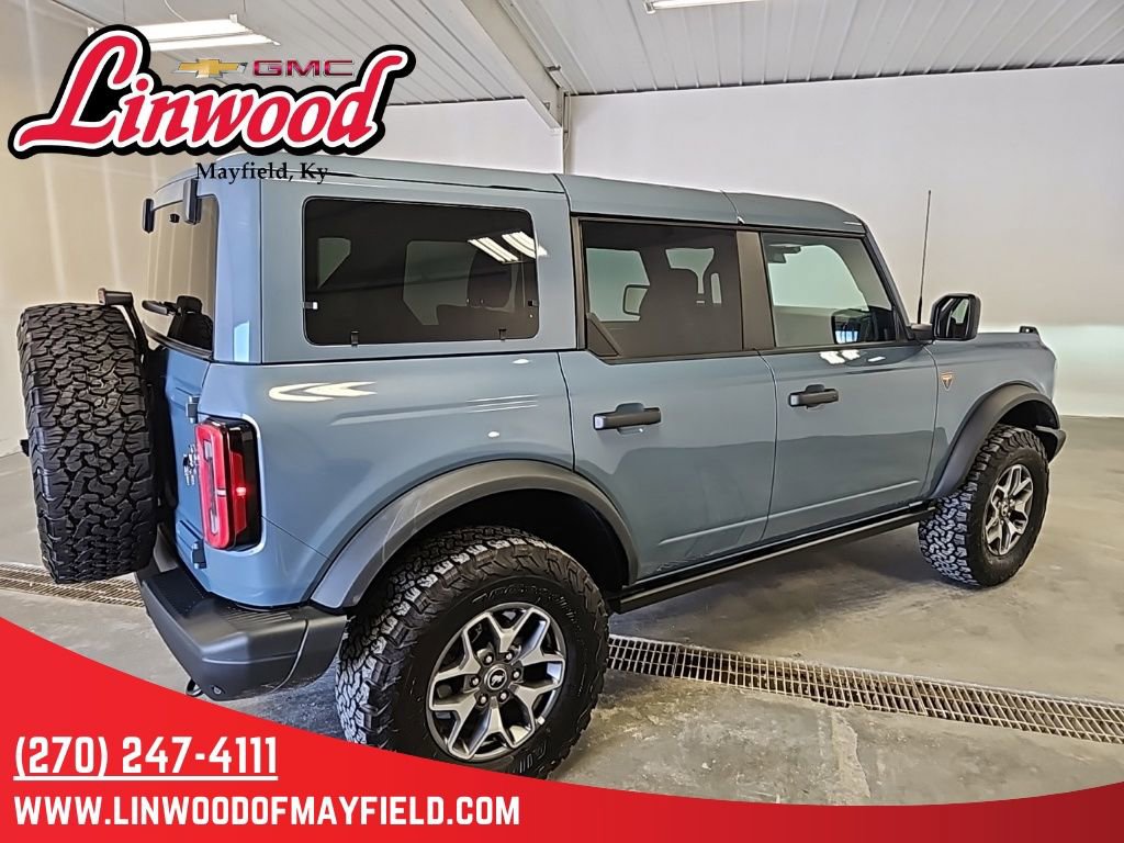 Used 2025 Ford Bronco Badlands AWD/4WD image 2