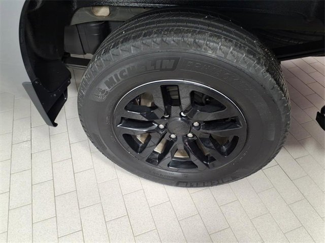 Used 2021 Chevrolet Silverado 1500 RST image 8