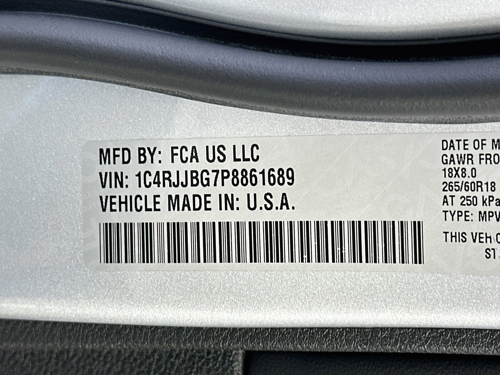 Used 2023 Jeep Grand Cherokee L Limited w/ Luxury Tech Group II RWD image 34