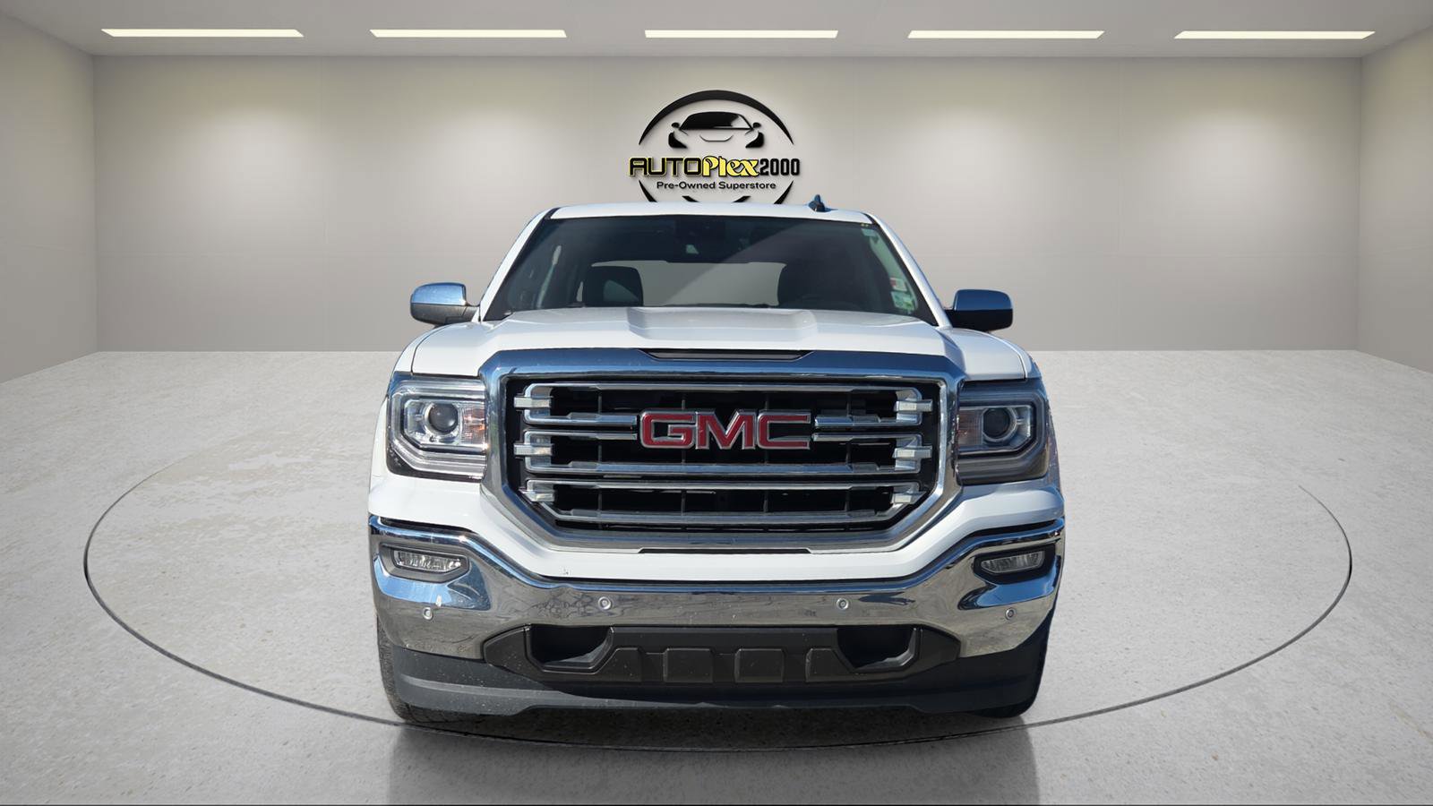 Used 2018 GMC Sierra 1500 SLT w/ SLT Premium Package image 2
