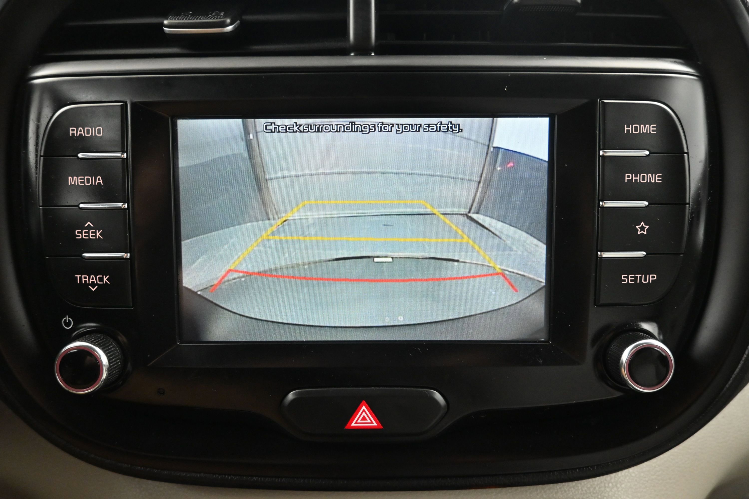 Used 2020 Kia Soul LX FWD image 16