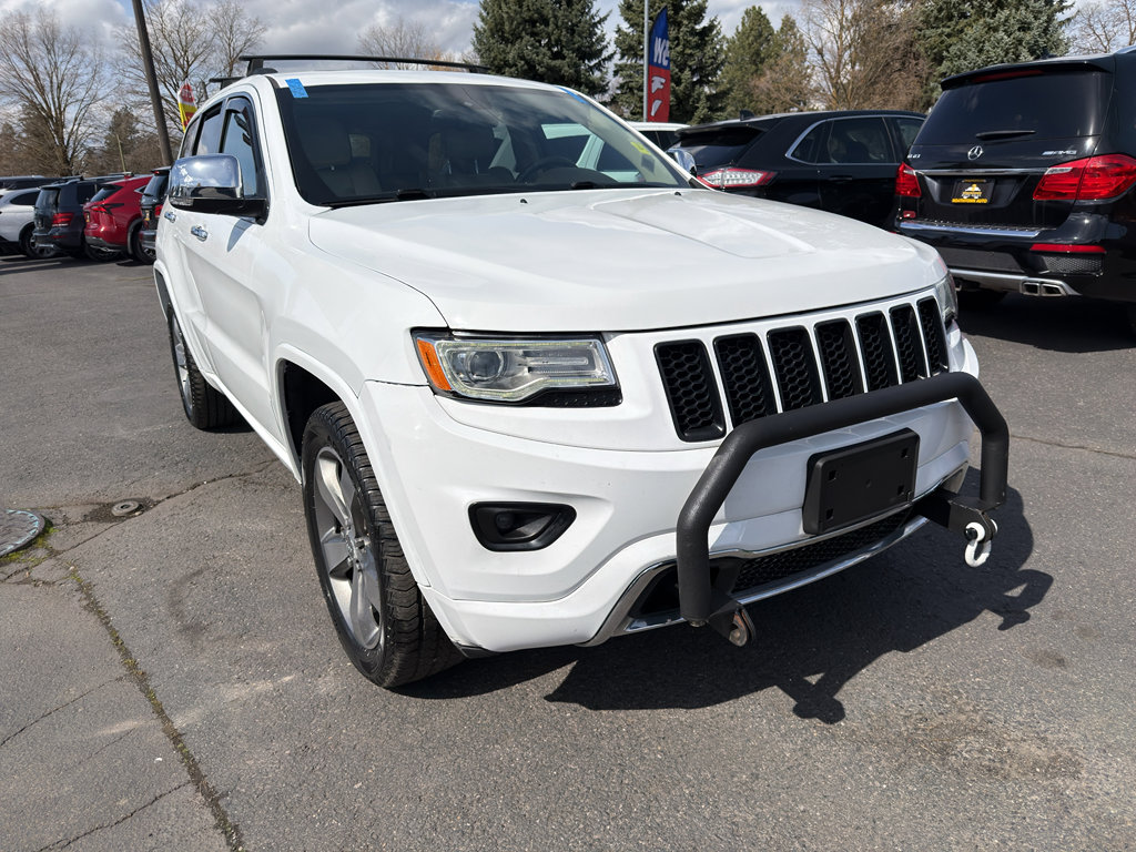 Used 2016 Jeep Grand Cherokee Overland AWD/4WD image 11