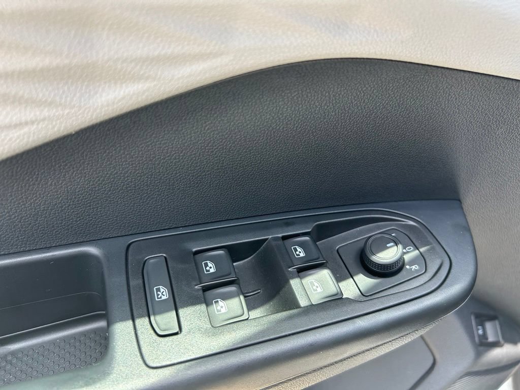 Used 2023 Volkswagen Taos S FWD image 43