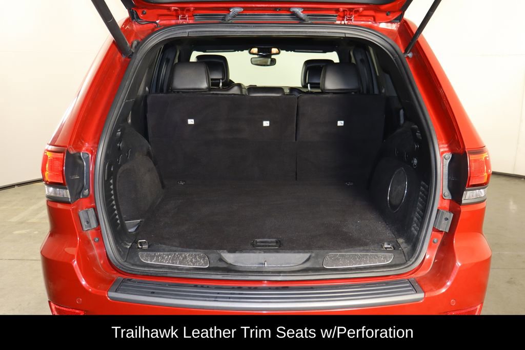 Used 2018 Jeep Grand Cherokee Trailhawk w/ Trailhawk Luxury Group image 18