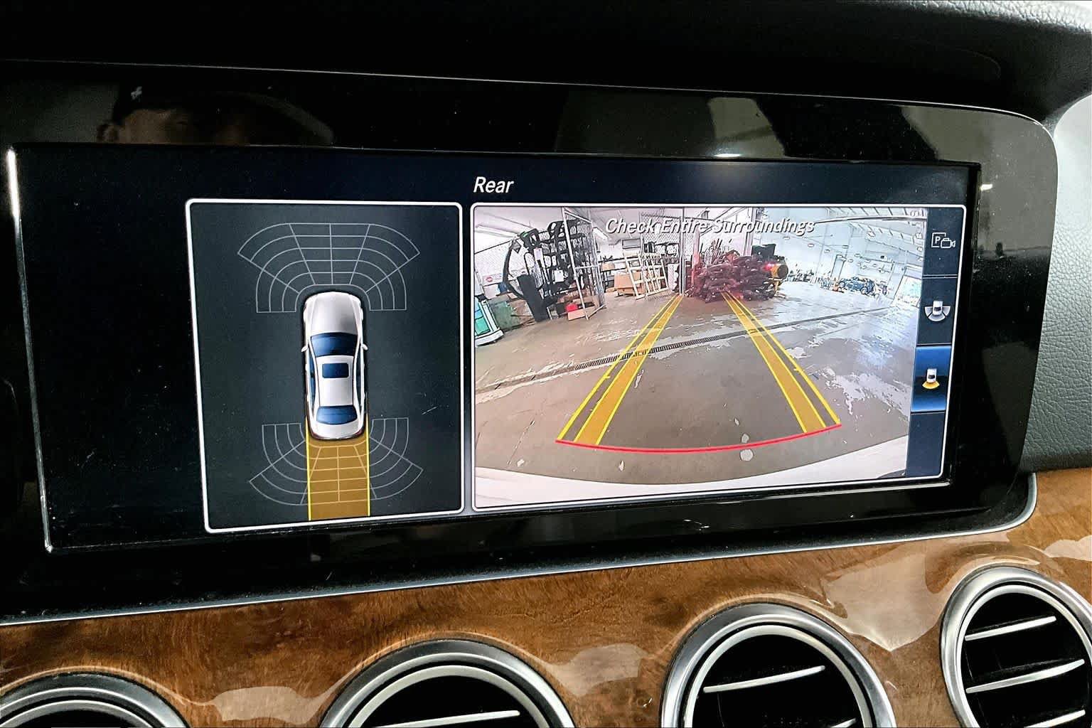 Certified 2017 Mercedes-Benz E 300 4MATIC image 29